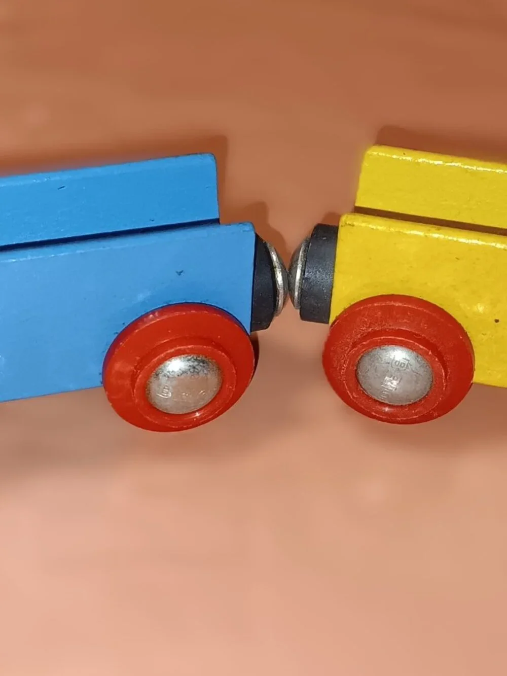 Brio Wooden Railway Train Track Engine Cargo Dumper Set of 10